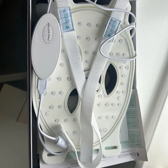 Omnilux Contour Face Mask - Picture 2 of 2